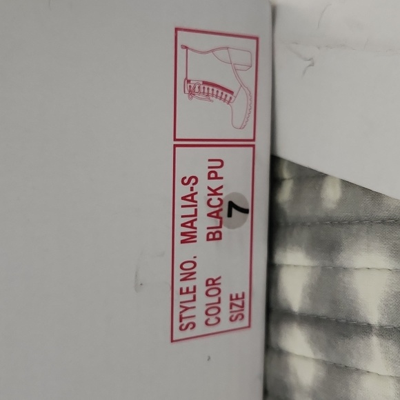 Boots - Picture 8 of 8